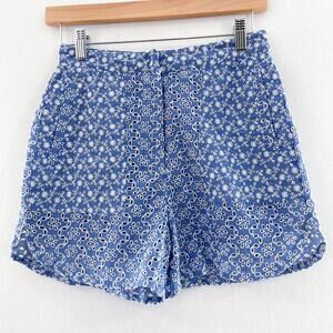 NEW Versona Women's Blue Embroidered Eyelet Shorts sz 4 Summer Beachy Coastal